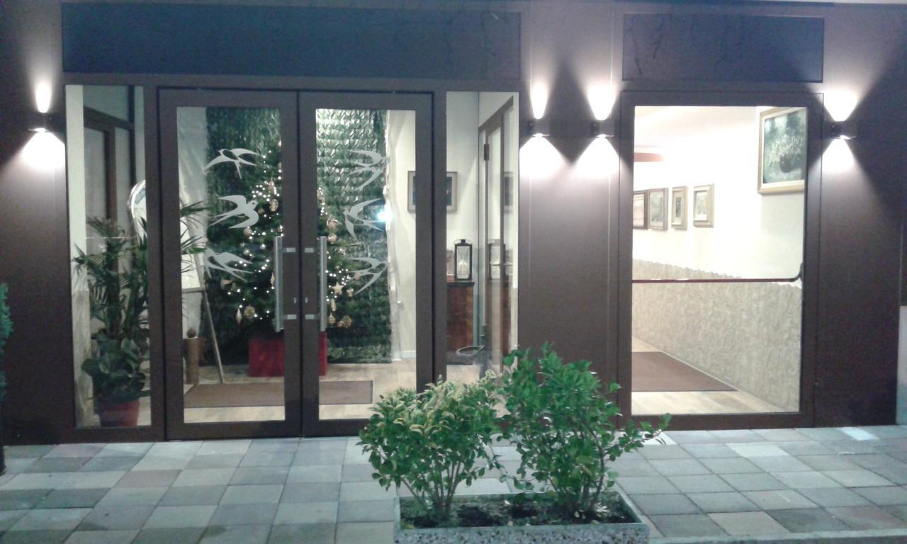 Hotel La Rondine Cavallino-Treporti Exterior foto